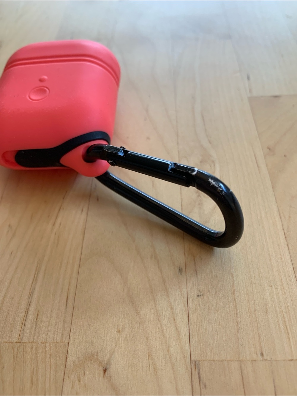 Catalyst - AirPod 1st and 2nd generation Case - Picture 3 of 8